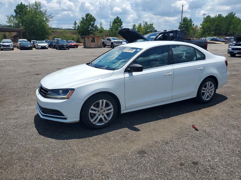 60708766 :رقم المزاد ، 3VW2B7AJ5HM214832 vin ، 2017 Volkswagen Jetta مزاد بيع
