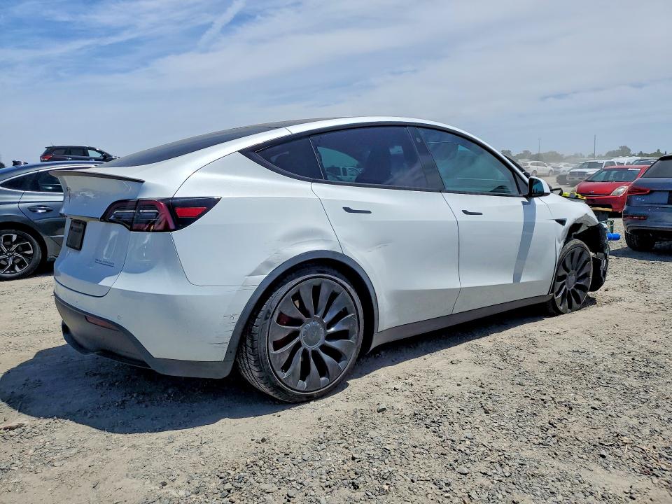 Продажа на аукционе авто 2022 Tesla Model Y, vin: 7SAYGDEF1NF405895, номер лота: 97686105