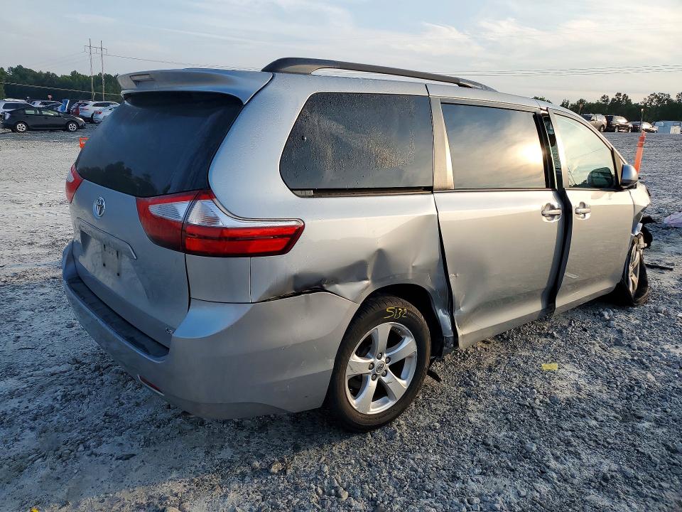 63500096 :رقم المزاد ، 5TDKK3DC7GS739981 vin ، 2016 Toyota Sienna مزاد بيع