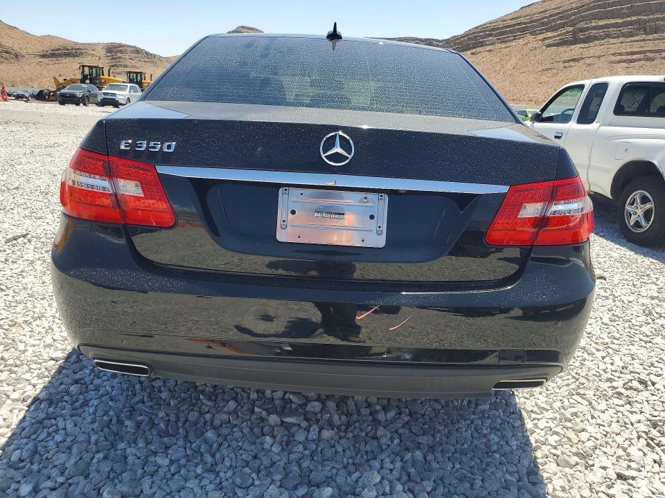 61180546 :رقم المزاد ، WDDHF5GBXBA417442 vin ، 2011 Mercedes-benz E مزاد بيع