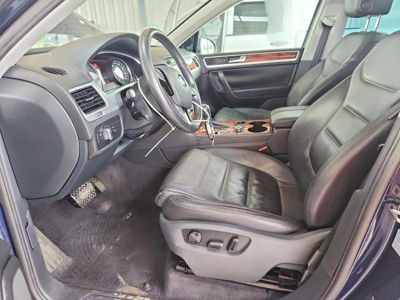 2011 Volkswagen Touareg მანქანა იყიდება აუქციონზე, vin: WVGFF9BP7BD000608, აუქციონის ნომერი: 61214136