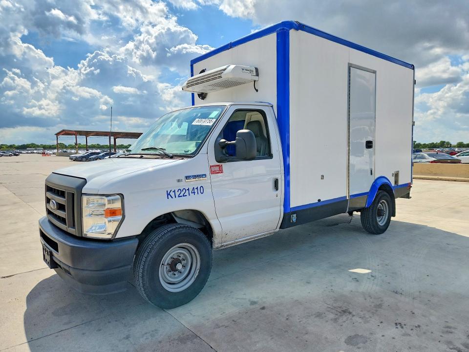 60671756 :رقم المزاد ، 1FDWE3FK7PDD18895 vin ، 2023 Ford E350 مزاد بيع