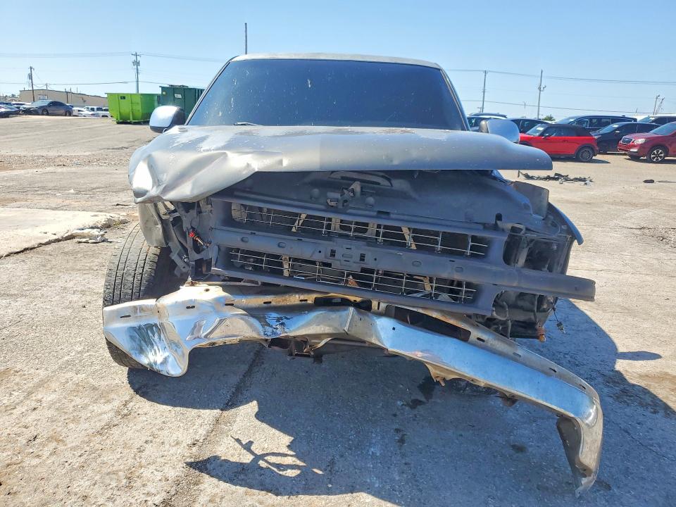 2000 Chevrolet Silverado მანქანა იყიდება აუქციონზე, vin: 2GCEC19T5Y1311410, აუქციონის ნომერი: 59988186