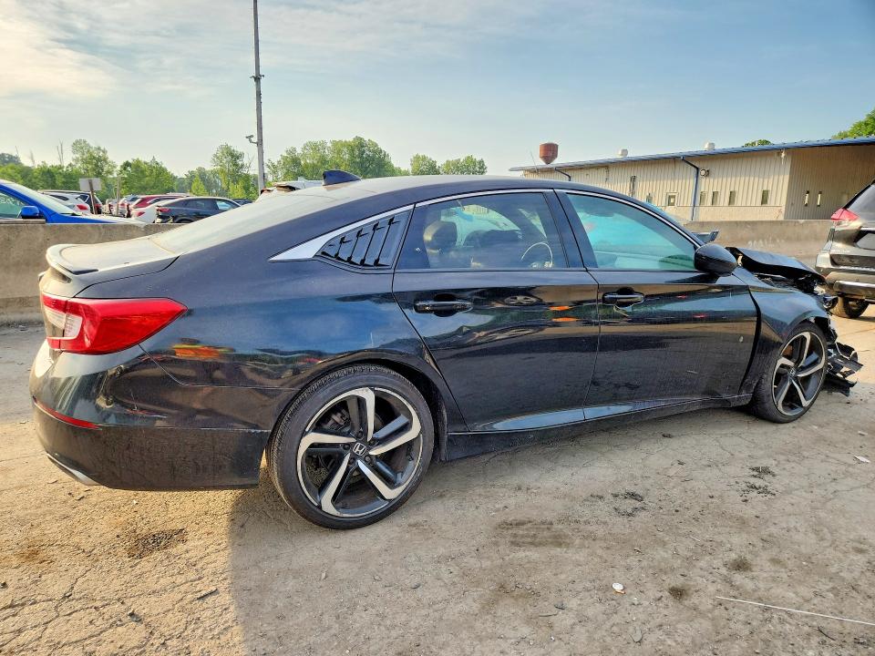 Продаж на аукціоні авто 2018 Honda Accord, vin: 1HGCV1F35JA136532, номер лоту: 60692846