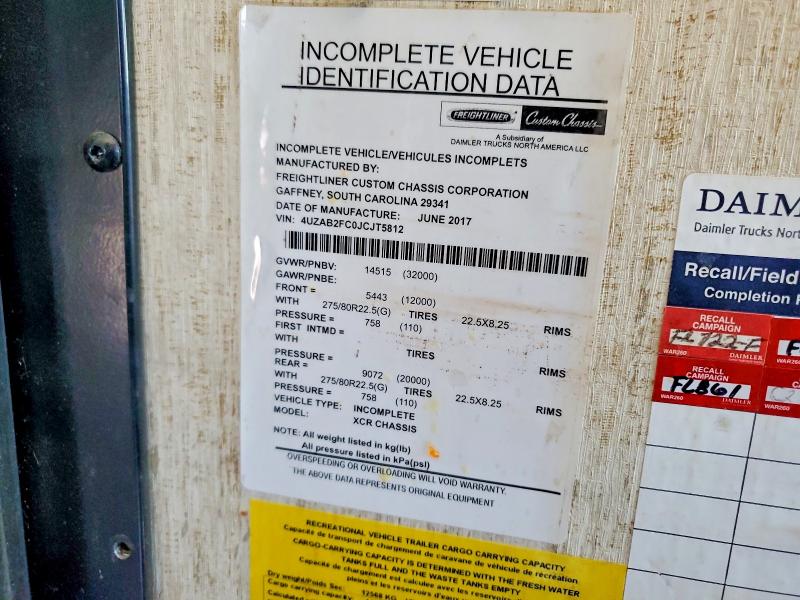 2018 Freightliner Chassis მანქანა იყიდება აუქციონზე, vin: 4UZAB2FC0JCJT5812, აუქციონის ნომერი: 59242476