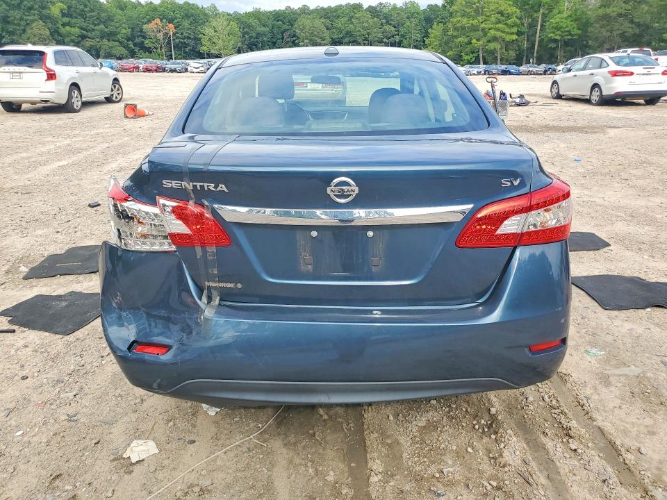 2015 Nissan Sentra მანქანა იყიდება აუქციონზე, vin: 3N1AB7AP0FL677373, აუქციონის ნომერი: 60550946