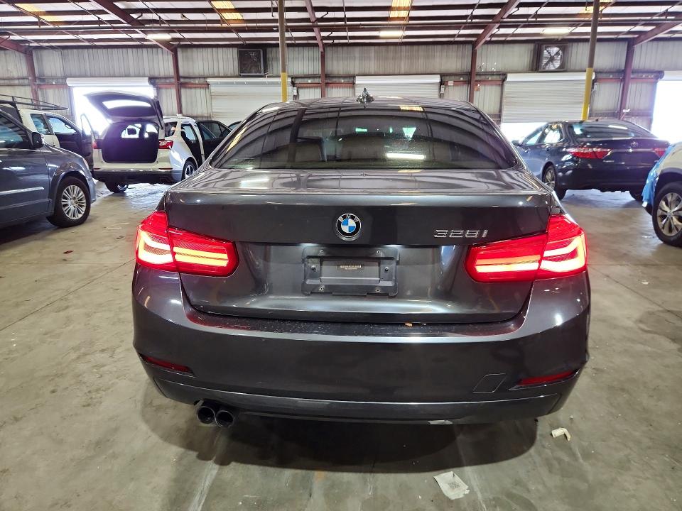 2014 Bmw 328 მანქანა იყიდება აუქციონზე, vin: WBA3A5C55EJ464642, აუქციონის ნომერი: 59642336