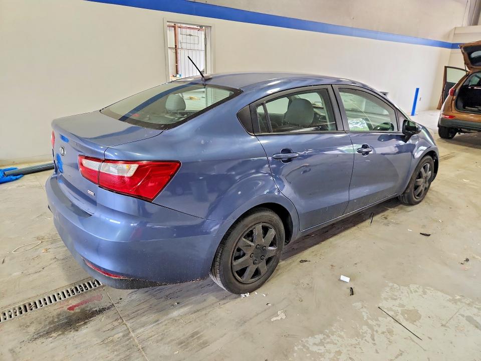 60452406 :رقم المزاد ، KNADM4A37G6604980 vin ، 2016 Kia Rio مزاد بيع