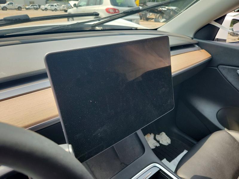 62300156 :رقم المزاد ، 7SAYGDEF6NF438360 vin ، 2022 Tesla Model Y مزاد بيع