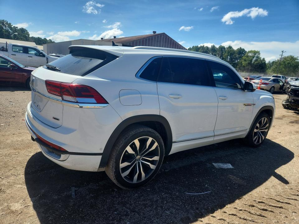 Продажа на аукционе авто 2021 Volkswagen Atlas Cross Sport, vin: 1V2FE2CA1MC225543, номер лота: 61717046