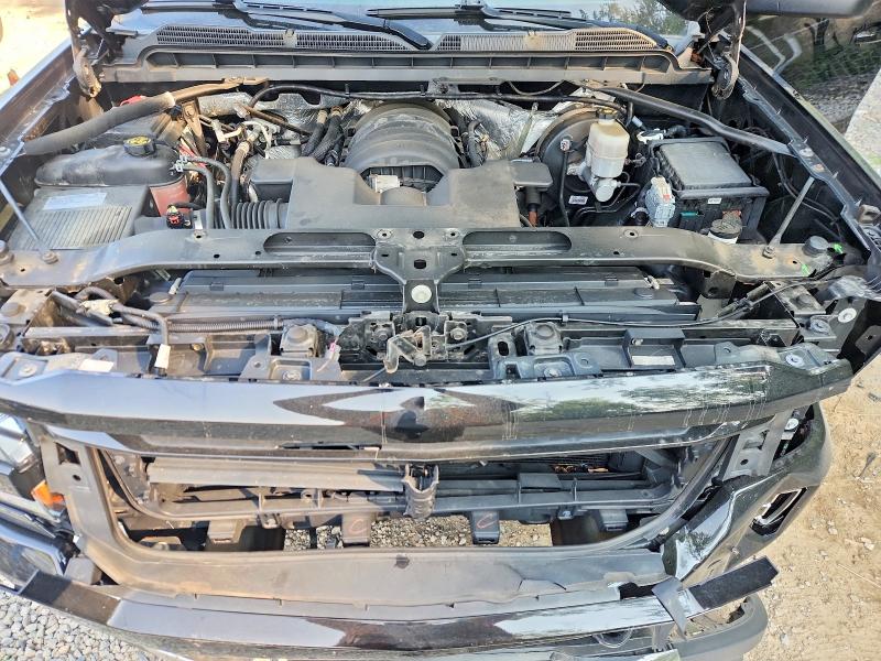 Продажа на аукционе авто 2018 Chevrolet Silverado, vin: 3GCUKREC0JG300816, номер лота: 60916126