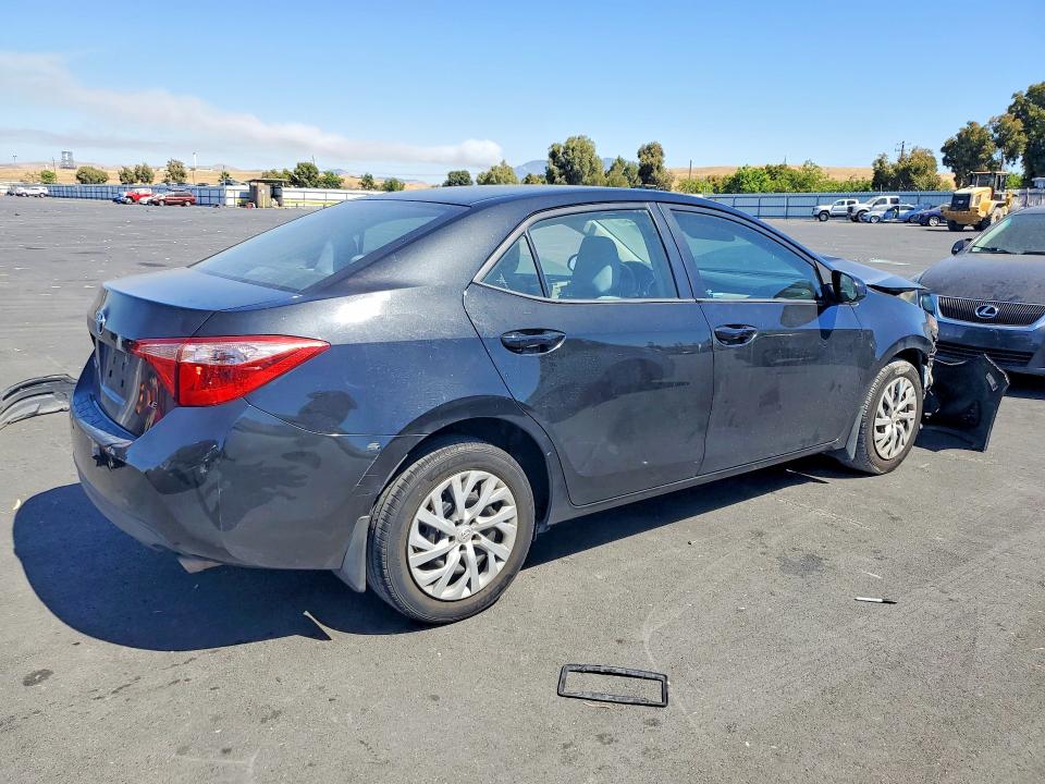 Продаж на аукціоні авто 2017 Toyota Corolla, vin: 2T1BURHE6HC840576, номер лоту: 61742346