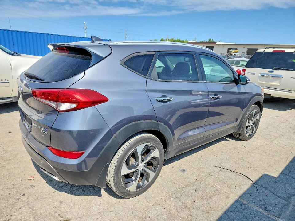 60755956 :رقم المزاد ، KM8J3CA26GU088774 vin ، 2016 Hyundai Tucson مزاد بيع
