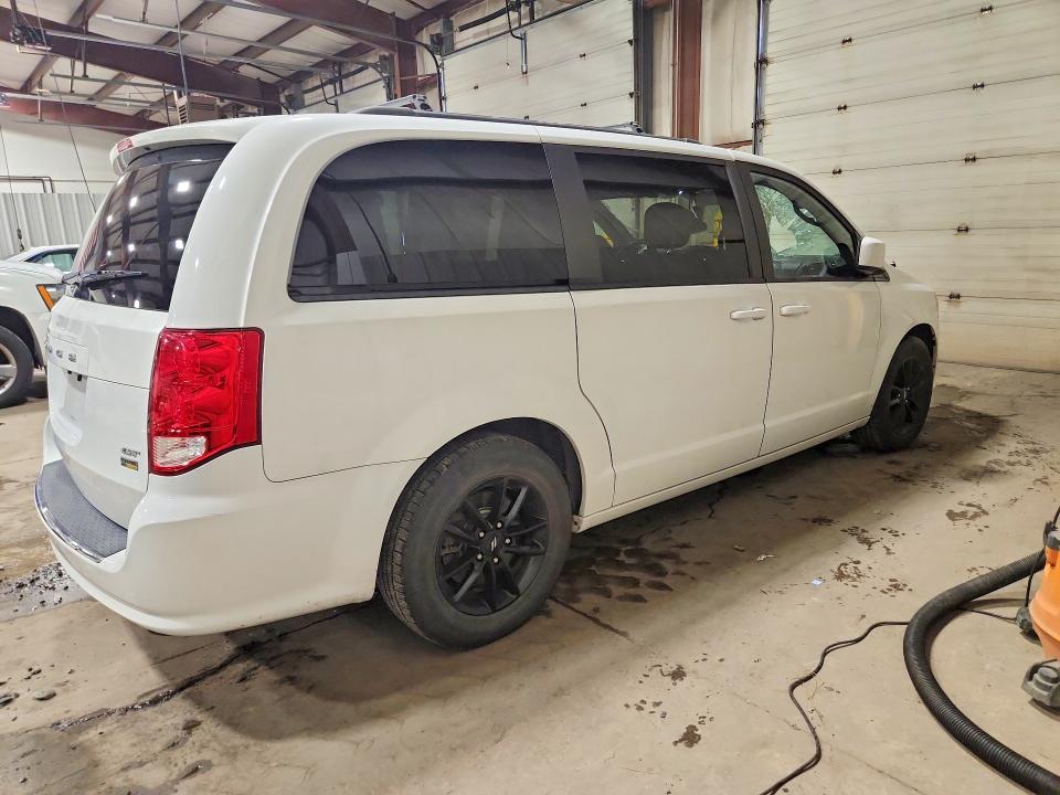 61315726 :رقم المزاد ، 2C4RDGEG9KR739662 vin ، 2019 Dodge Grand Caravan مزاد بيع