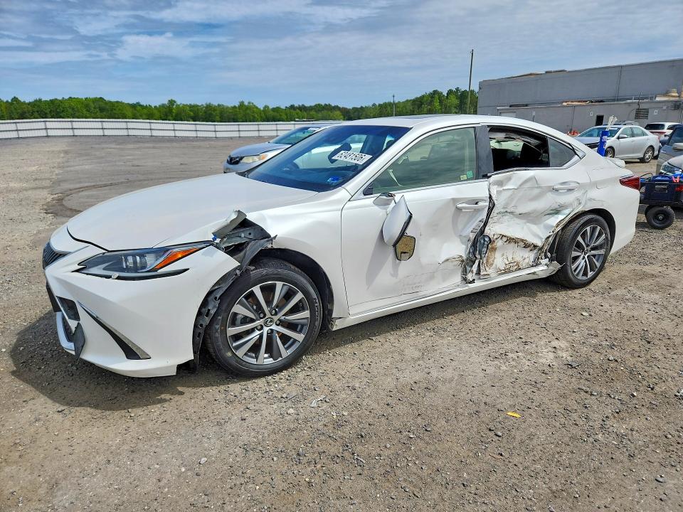 62481506 :رقم المزاد ، JTHB21B11K2057862 vin ، 2019 Lexus Es مزاد بيع