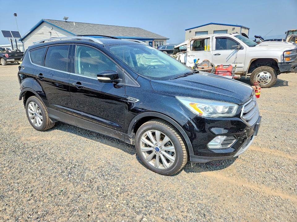 61922376 :رقم المزاد ، 1FMCU9J99HUC96266 vin ، 2017 Ford Escape مزاد بيع