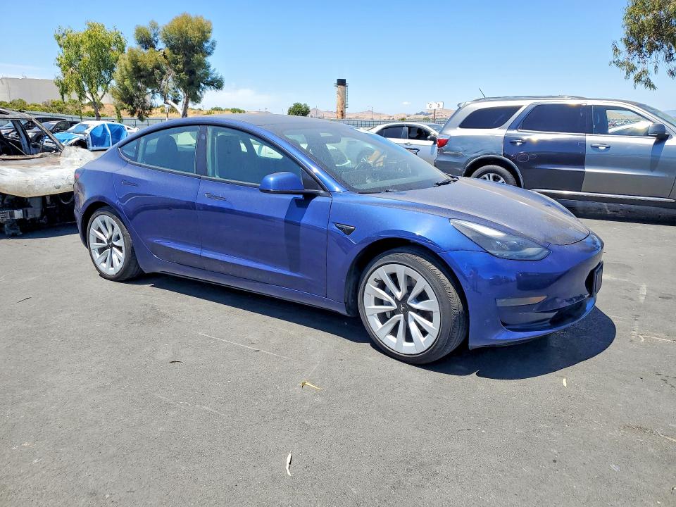 2022 Tesla Model 3 მანქანა იყიდება აუქციონზე, vin: 5YJ3E1EA3NF129929, აუქციონის ნომერი: 61045616