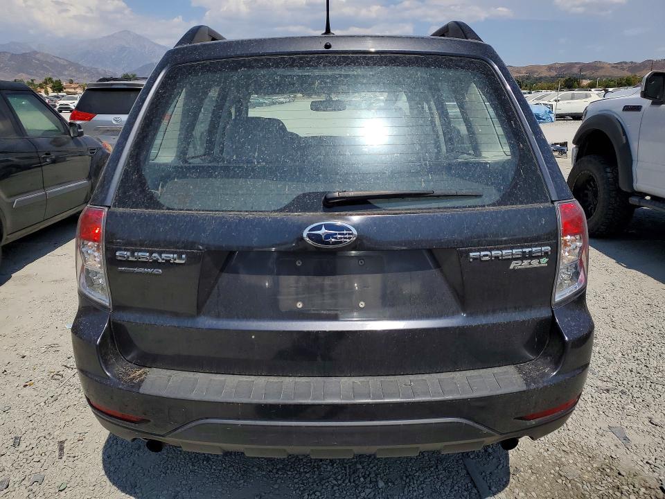 61438506 :رقم المزاد ، JF2SHABCXDH421165 vin ، 2013 Subaru Forester مزاد بيع