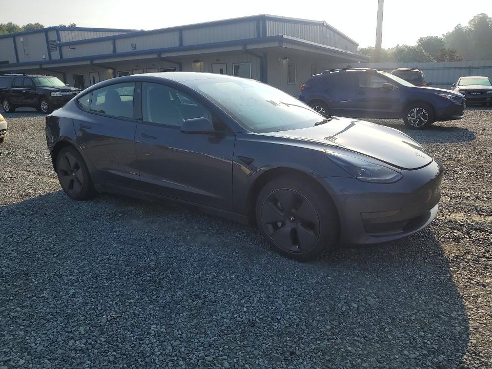 2022 Tesla Model 3 მანქანა იყიდება აუქციონზე, vin: 5YJ3E1EA8NF287067, აუქციონის ნომერი: 59551566