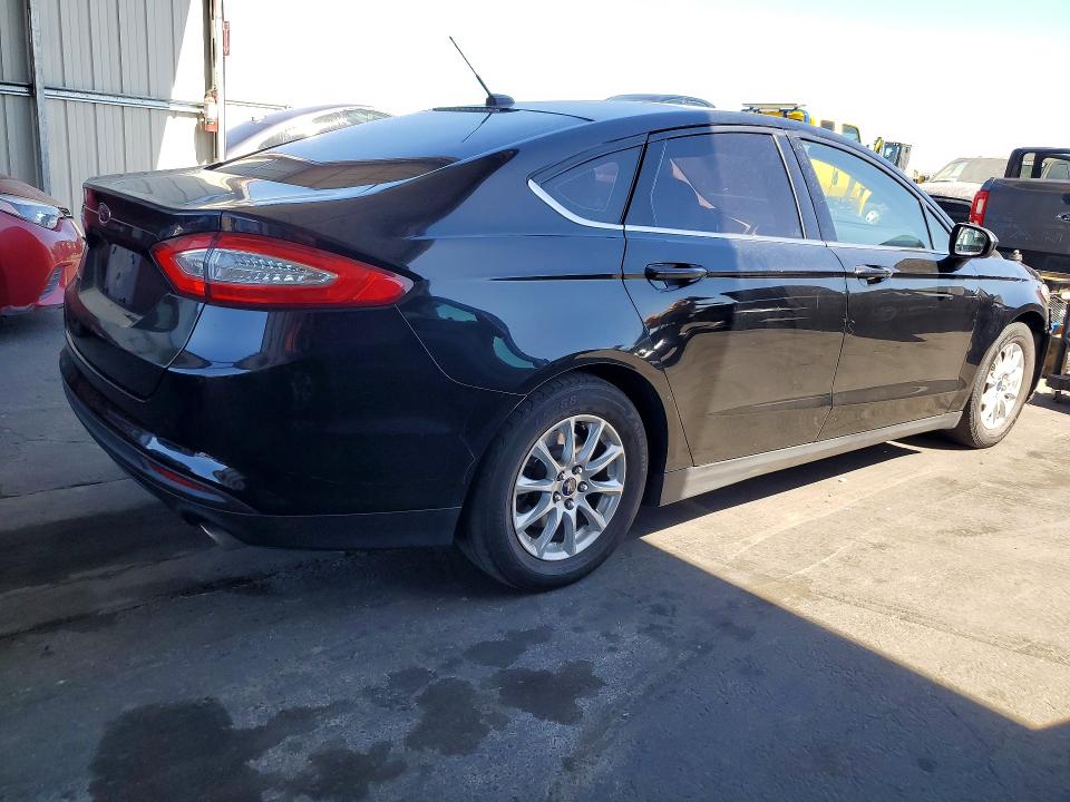 61381126 :رقم المزاد ، 3FA6P0G7XGR216382 vin ، 2016 Ford Fusion مزاد بيع