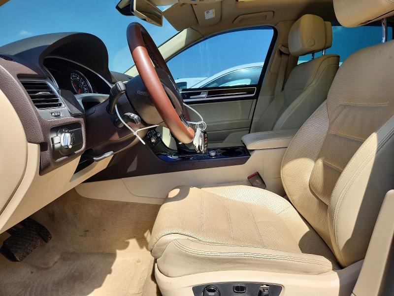 Продажа на аукционе авто 2016 Volkswagen Touareg, vin: WVGEF9BP2GD002558, номер лота: 59166836