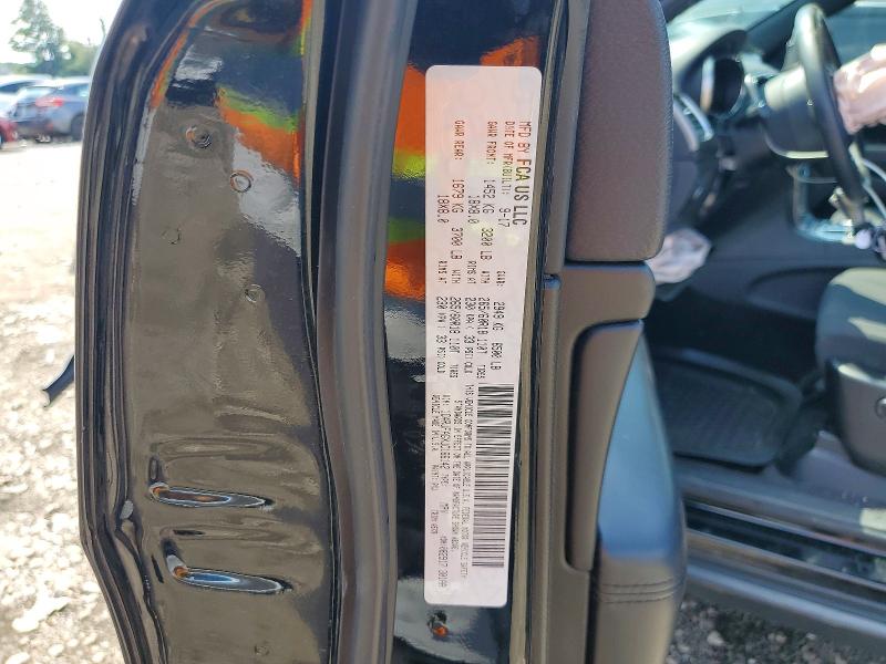 62261076 :رقم المزاد ، 1C4RJFAGXJC166142 vin ، 2018 Jeep Grand Cherokee مزاد بيع