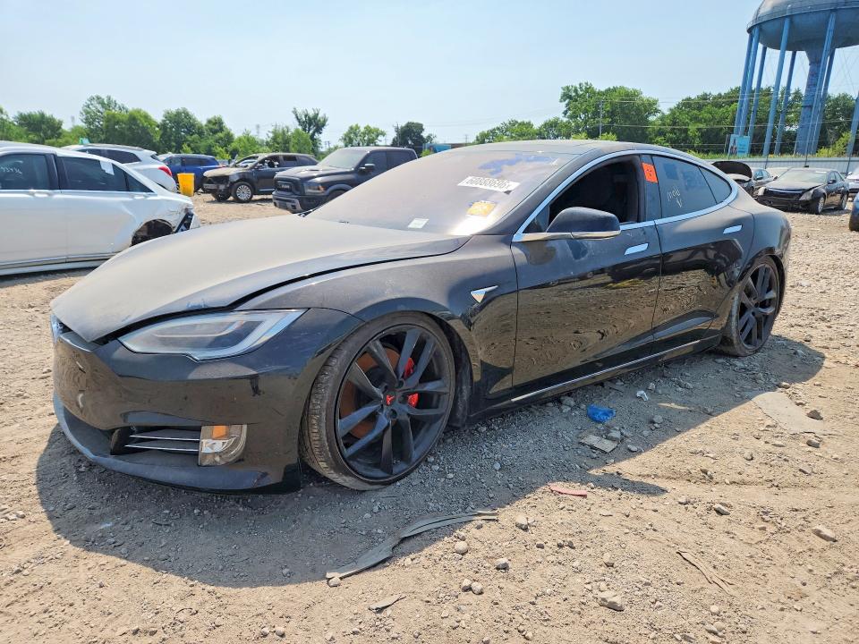 Продажа на аукционе авто 2018 Tesla Model S, vin: 5YJSA1E41JF285480, номер лота: 60888696