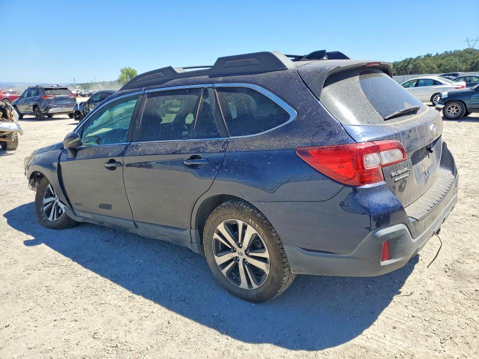 62325826 :رقم المزاد ، 4S4BSAKC9J3354742 vin ، 2018 Subaru Outback مزاد بيع