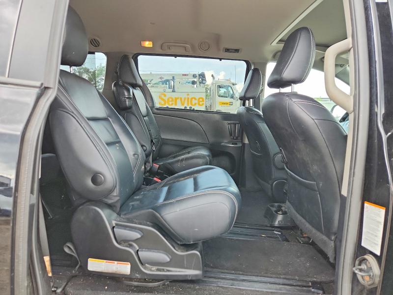 2018 Toyota Sienna მანქანა იყიდება აუქციონზე, vin: 5TDXZ3DC1JS957312, აუქციონის ნომერი: 61555006