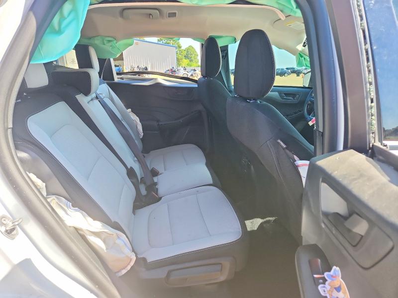60376686 :رقم المزاد ، 1FMCU0GN9SUB67077 vin ، 2025 Ford Escape مزاد بيع