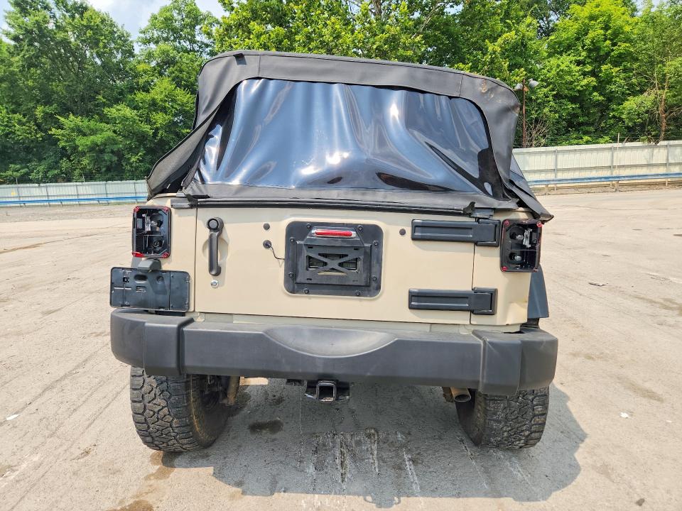 62705676 :رقم المزاد ، 1C4BJWDG9GL211500 vin ، 2016 Jeep Wrangler Unlimited مزاد بيع