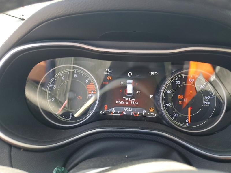 58960336 :رقم المزاد ، 1C4PJLDB1KD170694 vin ، 2019 Jeep Cherokee مزاد بيع