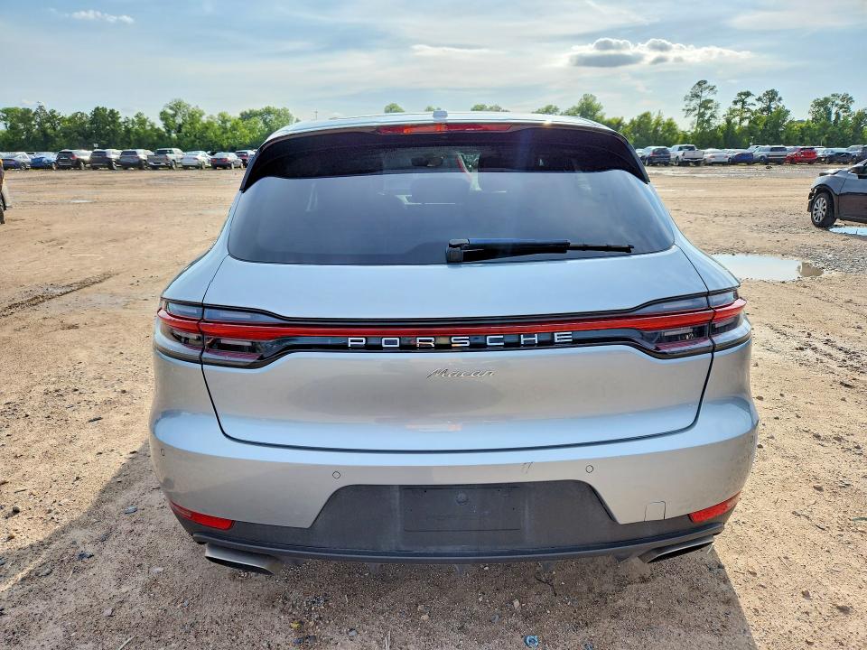 76295525 :رقم المزاد ، WP1AA2A50LLB13343 vin ، 2020 Porsche Macan مزاد بيع