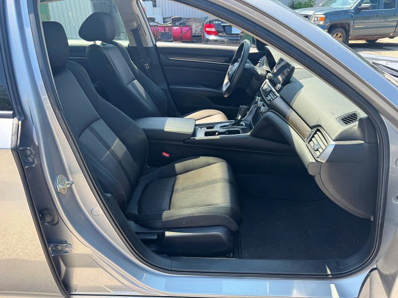 Продажа на аукционе авто 2019 Honda Accord, vin: 1HGCV1F44KA033841, номер лота: 60635136