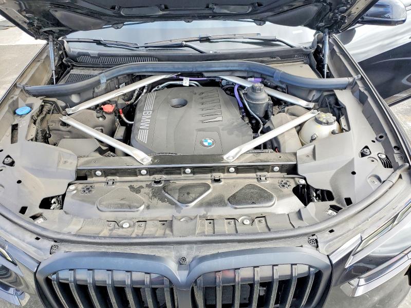 61972296 :رقم المزاد ، 5UX23EM09R9V30403 vin ، 2024 Bmw X7 مزاد بيع