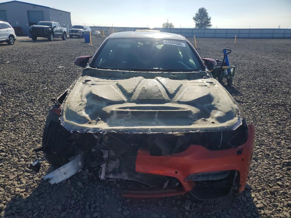 63604306 :رقم المزاد ، WBS3R9C59FK332247 vin ، 2015 Bmw M4 مزاد بيع