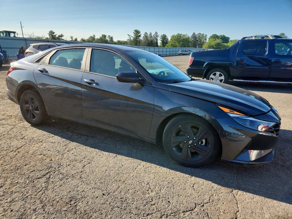 Продажа на аукционе авто 2022 Hyundai Elantra, vin: 5NPLM4AG4NH075881, номер лота: 61676226