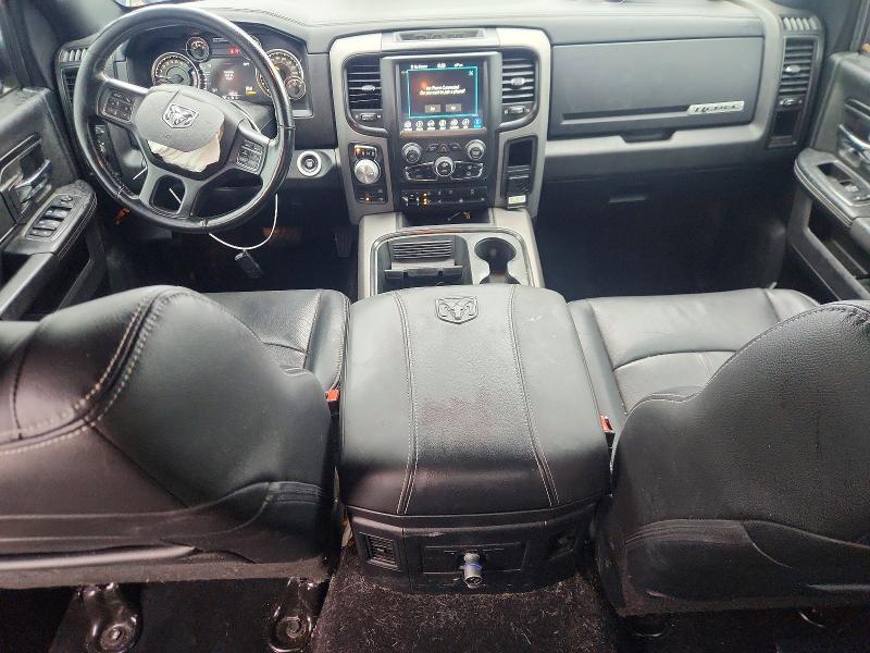 58862686 :رقم المزاد ، 1C6RR7YT1JS199836 vin ، 2018 Ram 1500 مزاد بيع