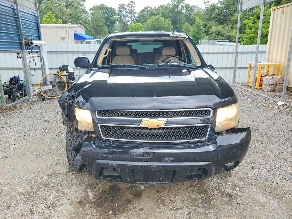 61083756 :رقم المزاد ، 1GNFC13J47R127942 vin ، 2007 Chevrolet Tahoe مزاد بيع