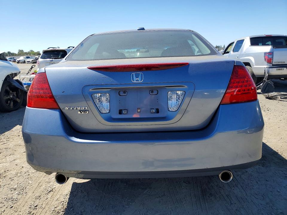 63387986 :رقم المزاد ، 1HGCM66507A042701 vin ، 2007 Honda Accord مزاد بيع