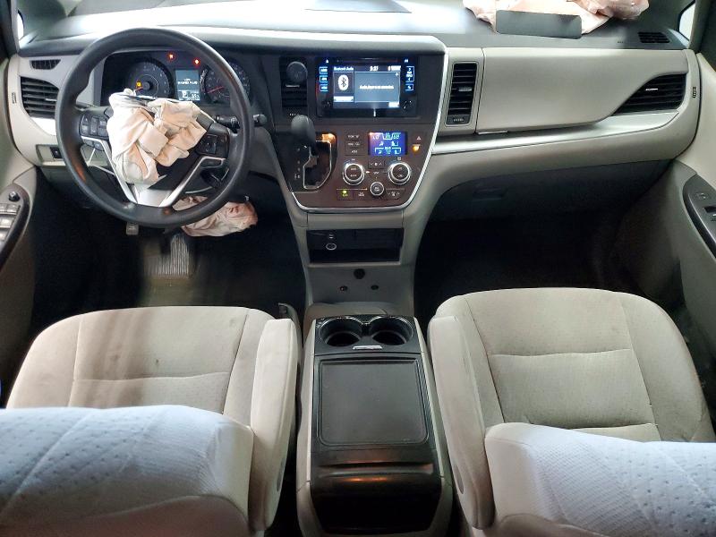 61818736 :رقم المزاد ، 5TDKK3DC7FS626479 vin ، 2015 Toyota Sienna مزاد بيع