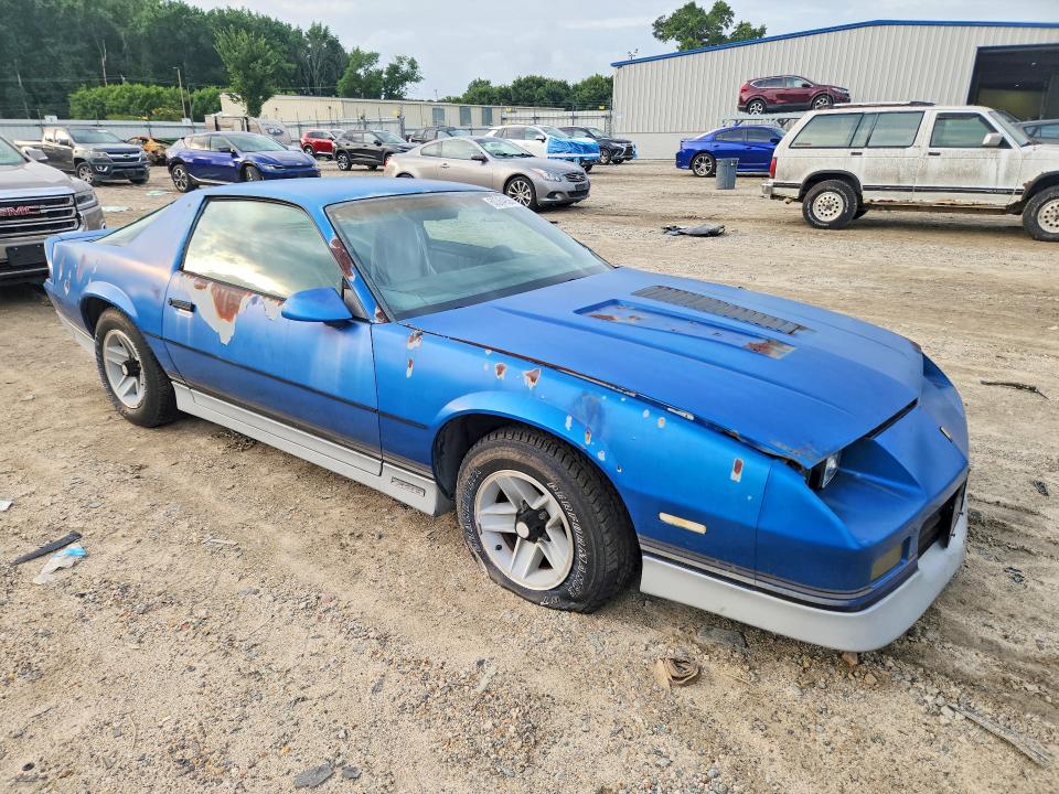 1985 Chevrolet Camaro მანქანა იყიდება აუქციონზე, vin: 1G1FP87H5FN117206, აუქციონის ნომერი: 60364936