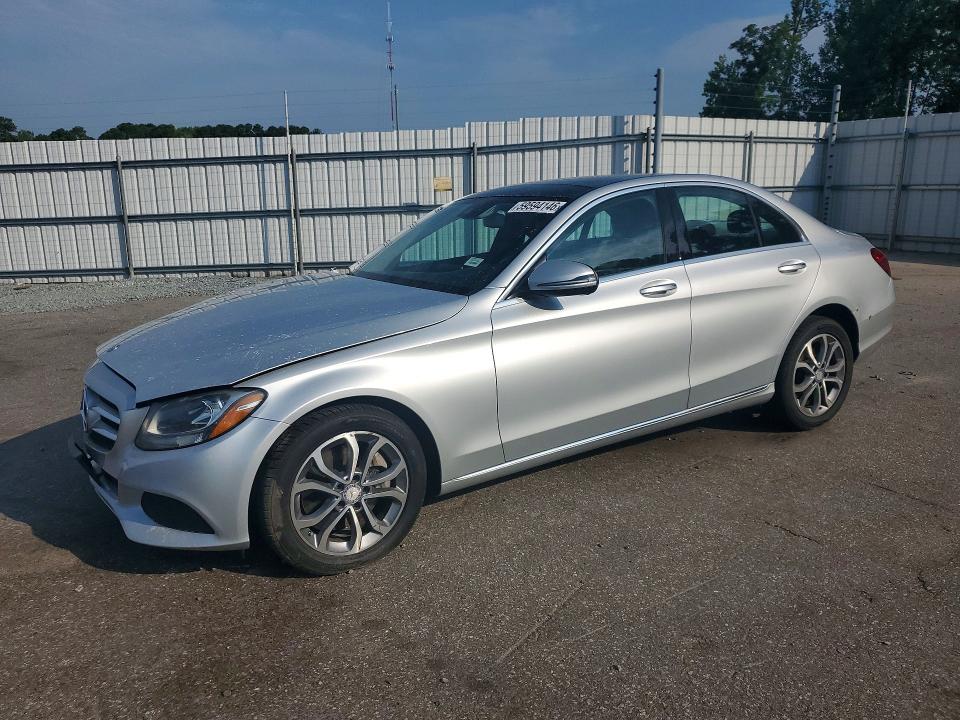 59594146 :رقم المزاد ، 55SWF4KB2HU207368 vin ، 2017 Mercedes-benz C مزاد بيع