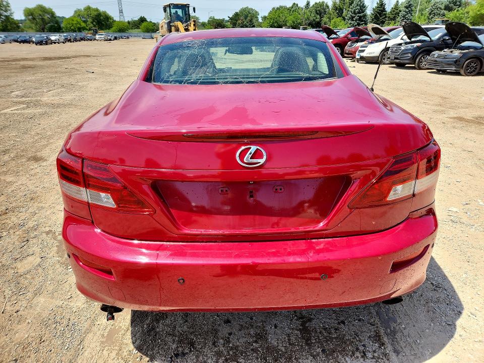 63047066 :رقم المزاد ، JTHFE2C22B2505208 vin ، 2011 Lexus Is مزاد بيع
