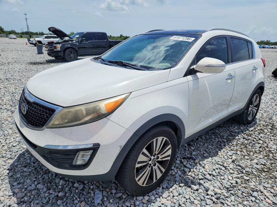 61671296 :رقم المزاد ، KNDPC3AC4F7687466 vin ، 2015 Kia Sportage مزاد بيع