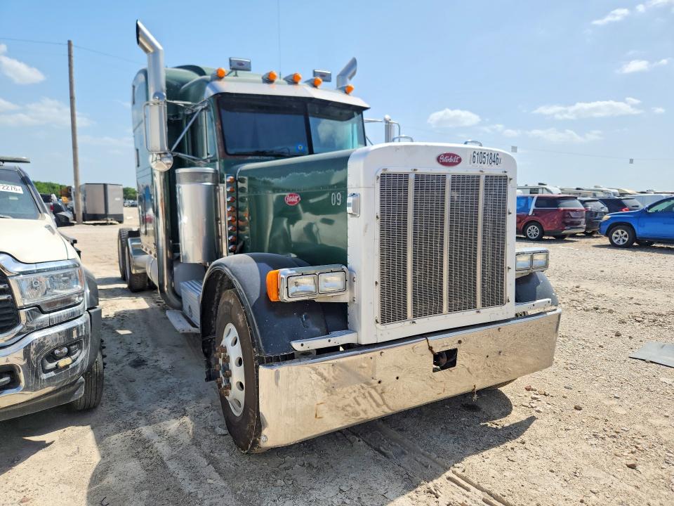Aukcja sprzedaży 2002 Peterbilt 379, vin: 1XP5DB9XX2D574170, numer aukcji: 61051846