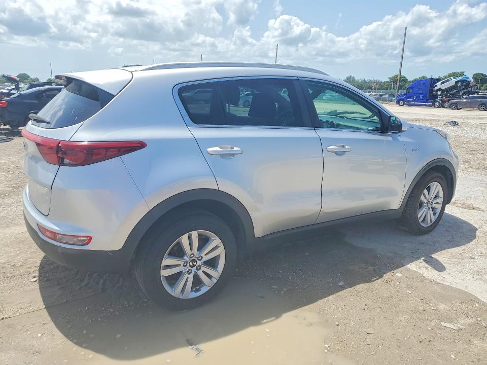 Продажа на аукционе авто 2018 Kia Sportage, vin: KNDPMCAC5J7446196, номер лота: 61107436