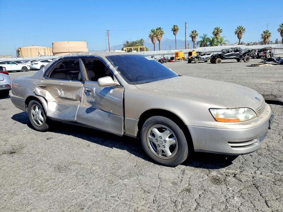 60242846 :رقم المزاد ، JT8VK13T6P0226340 vin ، 1993 Lexus Es مزاد بيع