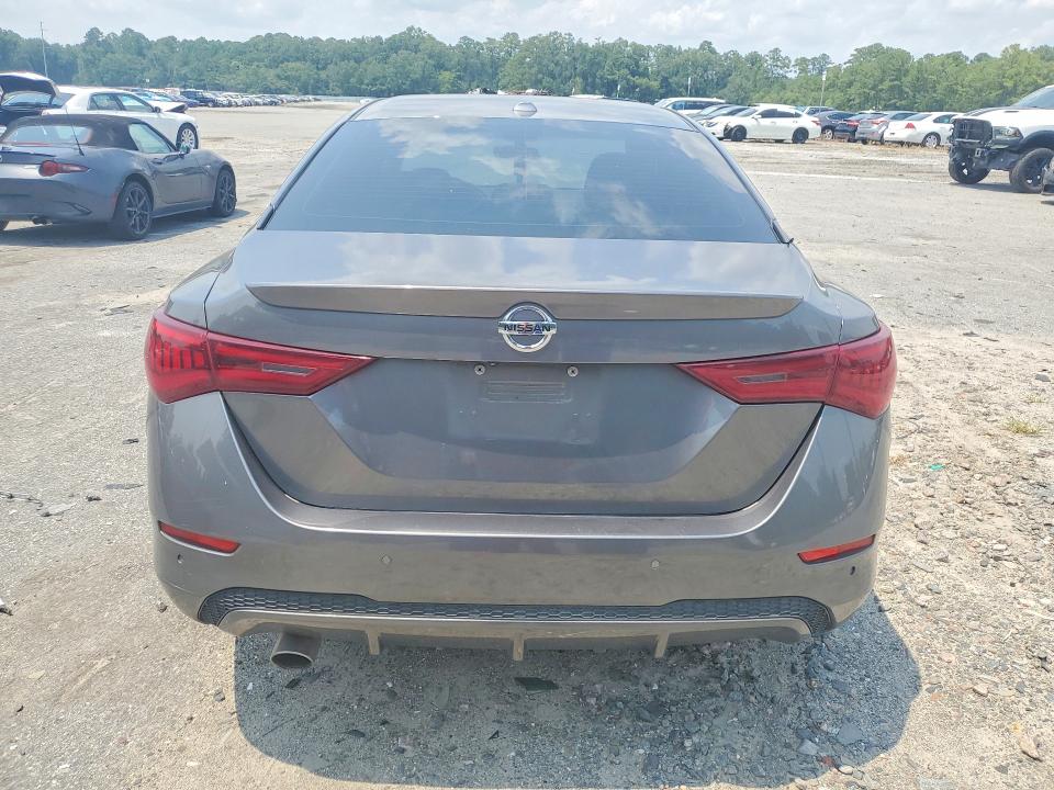 62541436 :رقم المزاد ، 3N1AB8DV5MY233681 vin ، 2021 Nissan Sentra مزاد بيع
