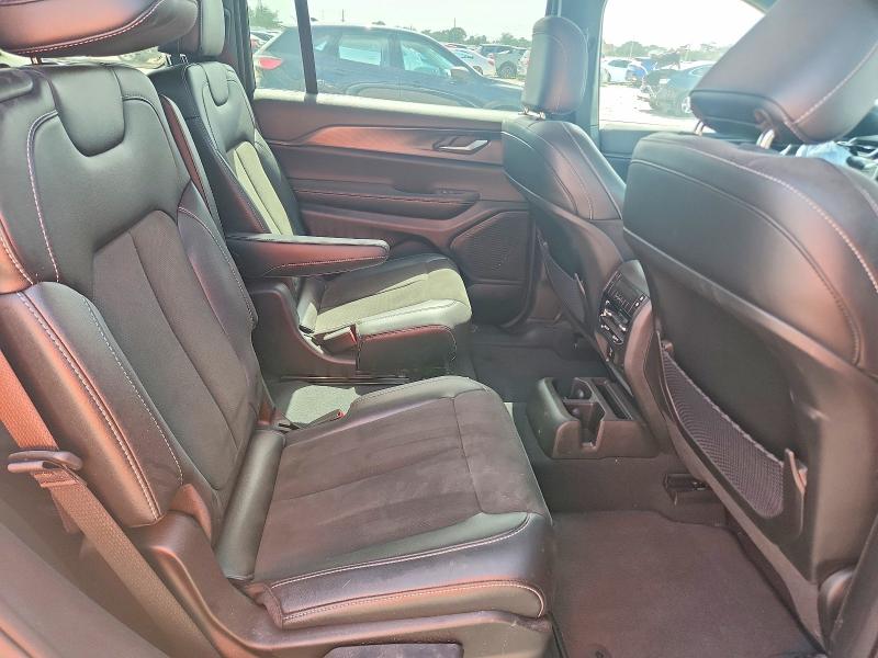 Auction sale of the 2023 Jeep Grand Cherokee, vin: 1C4RJKAG0P8842070, lot number: 60742806
